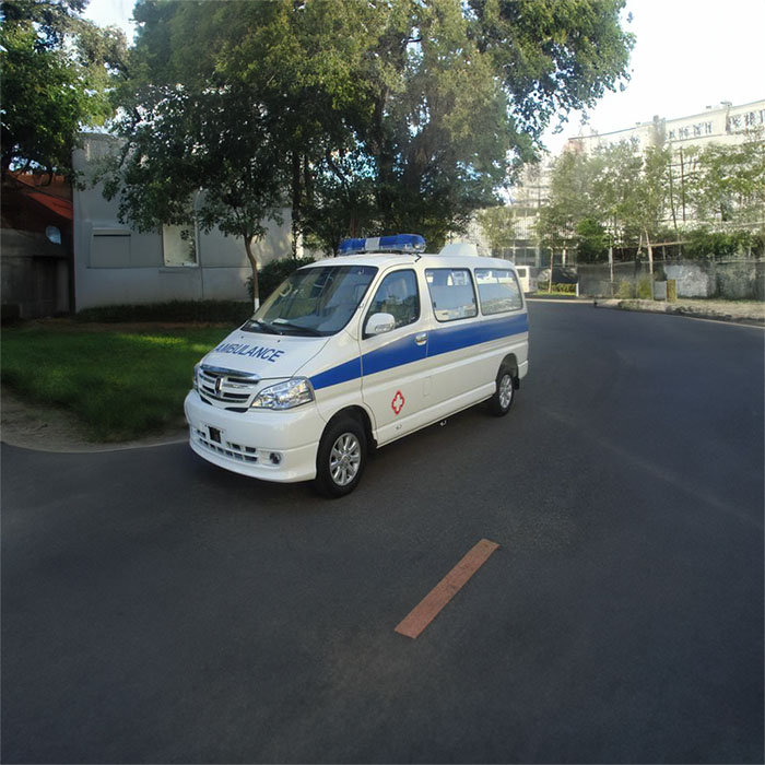甘南藏族舟曲县医院急救车租赁到威海市 私人救护车租车收费标准