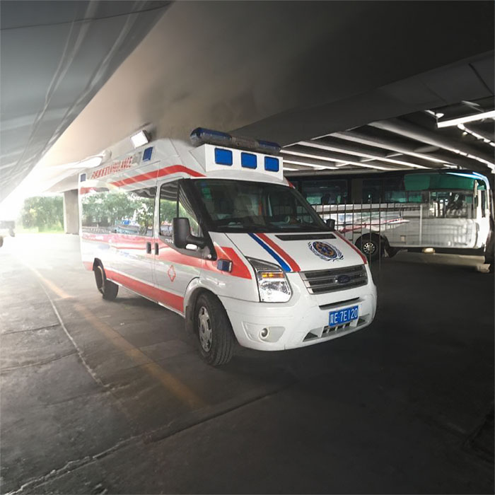 兰州区总医院租赁私人救护车转运到哈尔滨二四二医院 救护车出租中心多少钱