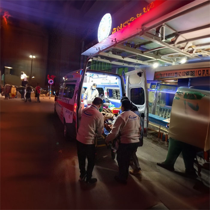 定西市市辖区120救护车出租到烟台市招远市 租用救护车服务