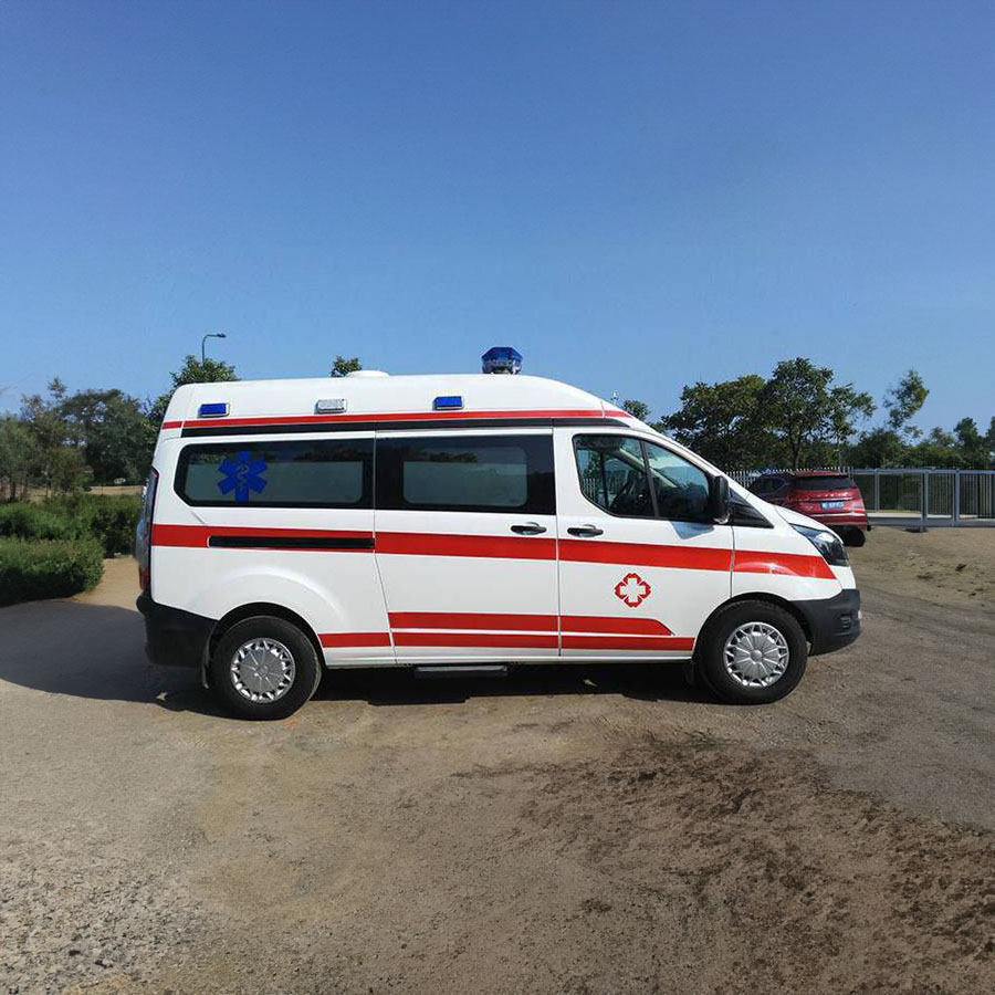 兰州区总医院租120私人急救车到泰安市交通医院 救护车出租需要多少钱