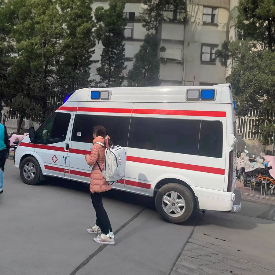 陇南市正规120救护车护送到十堰市房县 医院救护车出租