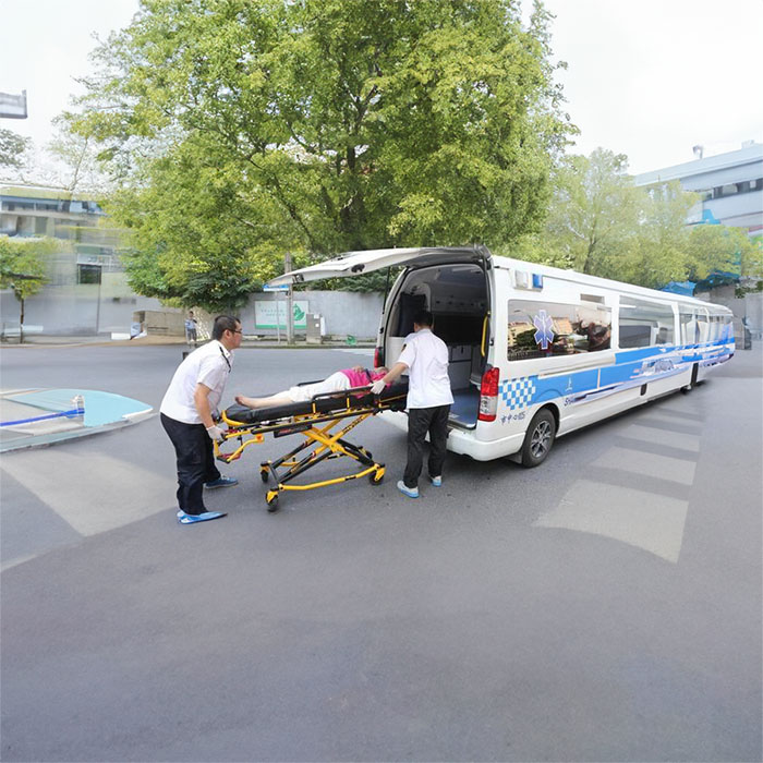 兰州空医院租私人急救车到大庆石油管理局采油六厂医院 救护车出租收费多少