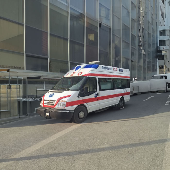 甘肃省兰州城关区正规120救护车转运到威海市 怎么咨询救护车费用