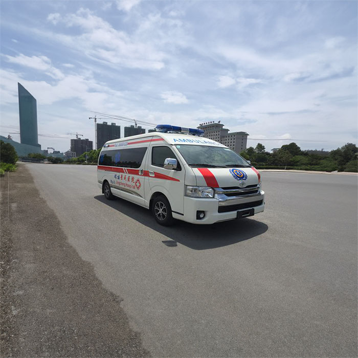 兰州安宁正规120救护车租赁到九江市都昌县 开救护车的一个月多少钱