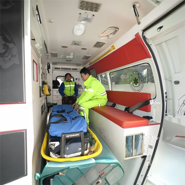 甘肃兰州新区区120救护车租赁到郴州市桂阳县 救护车转运病人电话-救护车出租