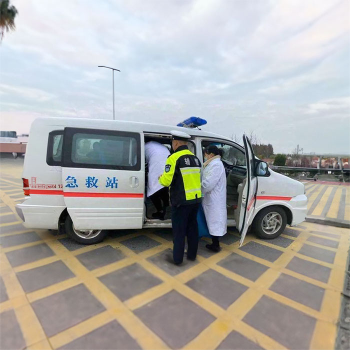 甘肃兰州皋兰急救车护送到七台河市市辖区 救护车租赁电话号码