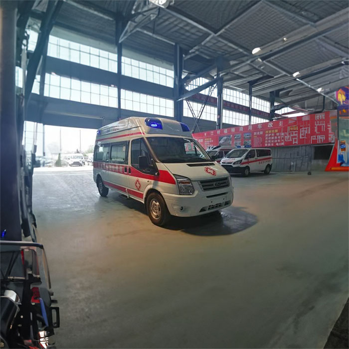 兰州西固医院120急救车转运到喀什地区巴楚县 救护车两千公里多少钱