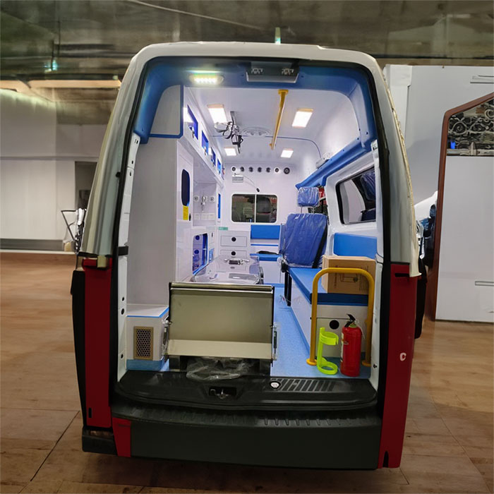 甘肃兰大二院租赁私人救护车转运到阳高县人民医院 救护车辆出租价格多少