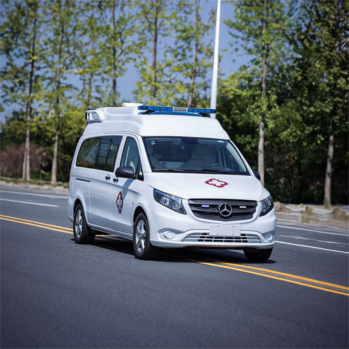 兰州大学医院租私人救护车转院到黄浦区广场地段医院 跨省救护车出租有哪些公司