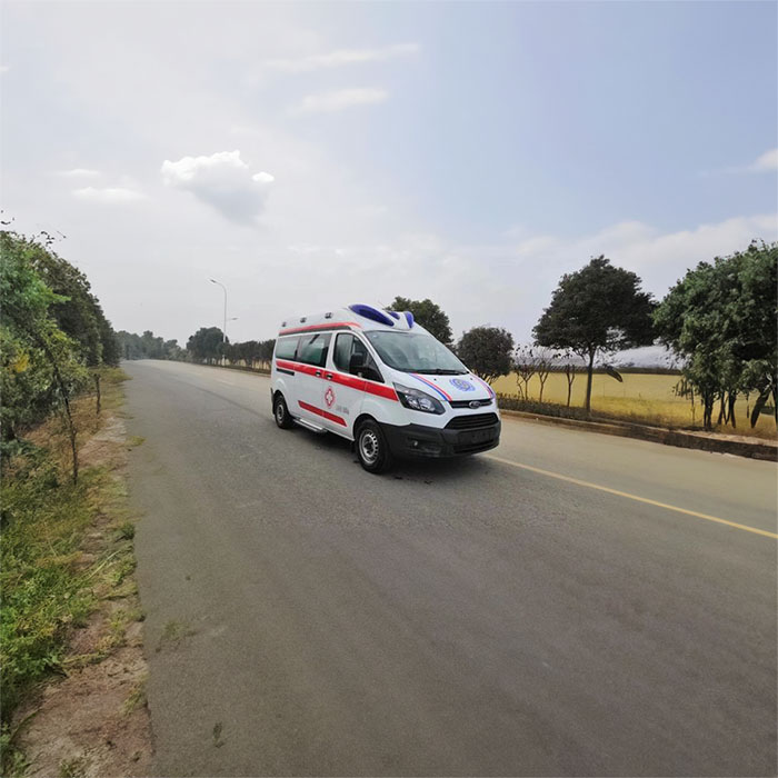 甘南藏族救护车电话 救护车800公里多少钱 2023