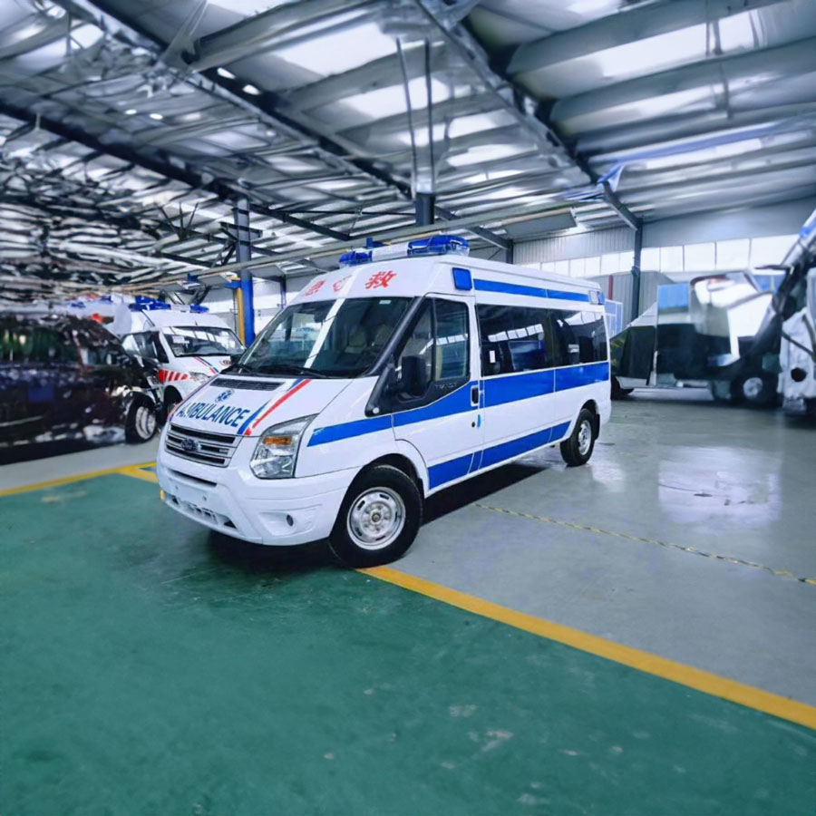 兰州区总医院租用私人救护车到治多县医院 急救救护车出租费用多少