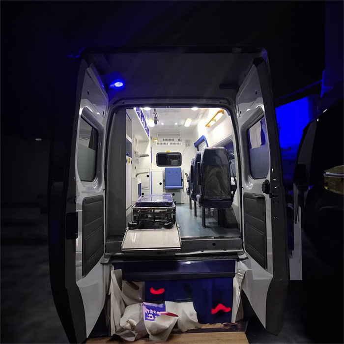 兰州区总医院租赁正规救护车到嵩明县人民医院 救护车出租哪个好