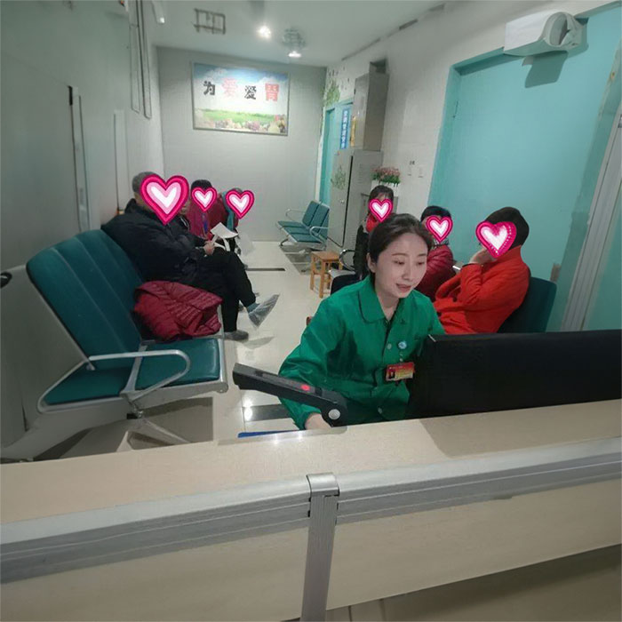 甘肃省肿瘤医院私人救护车租赁到杨家杖子矿务局职工医院 长途救护车出租电话多少
