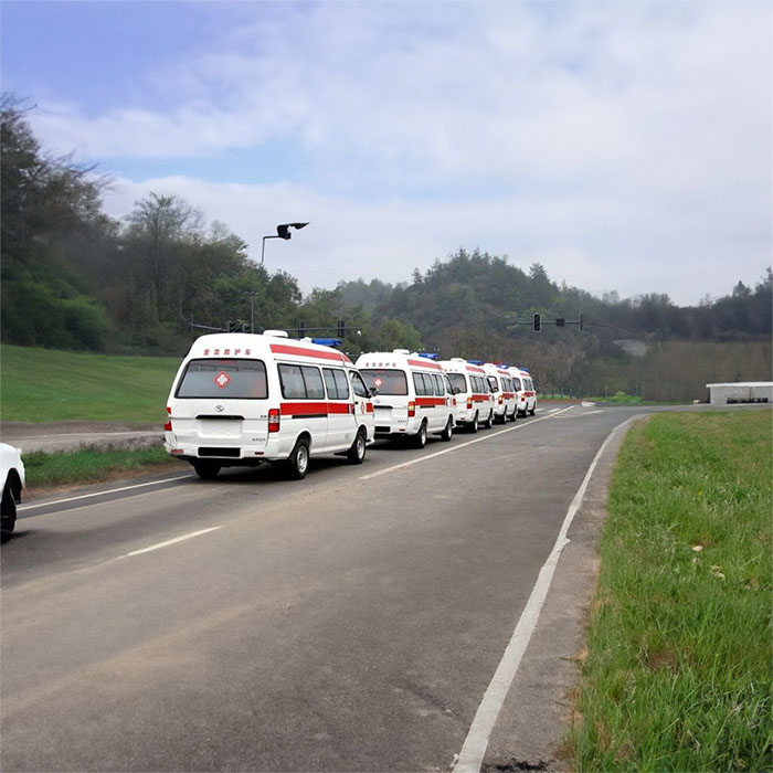 甘肃省中医院出租急救车护送到克东县第二人民医院 私人救护车出租多少钱