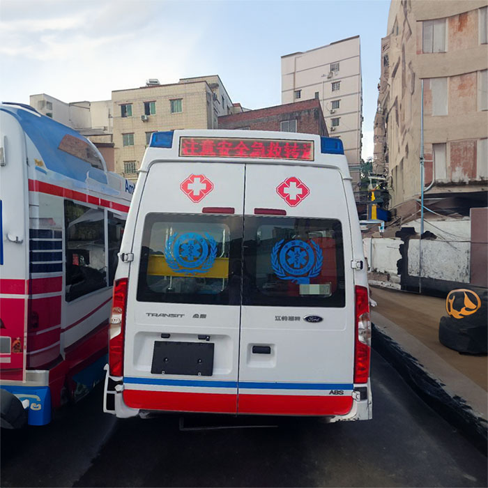 兰州出租急救车联系电话
