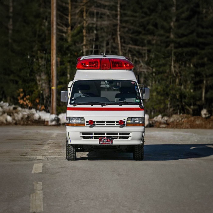 兰州出租私人救护车联系电话