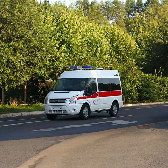 兰州出租救护车联系电话