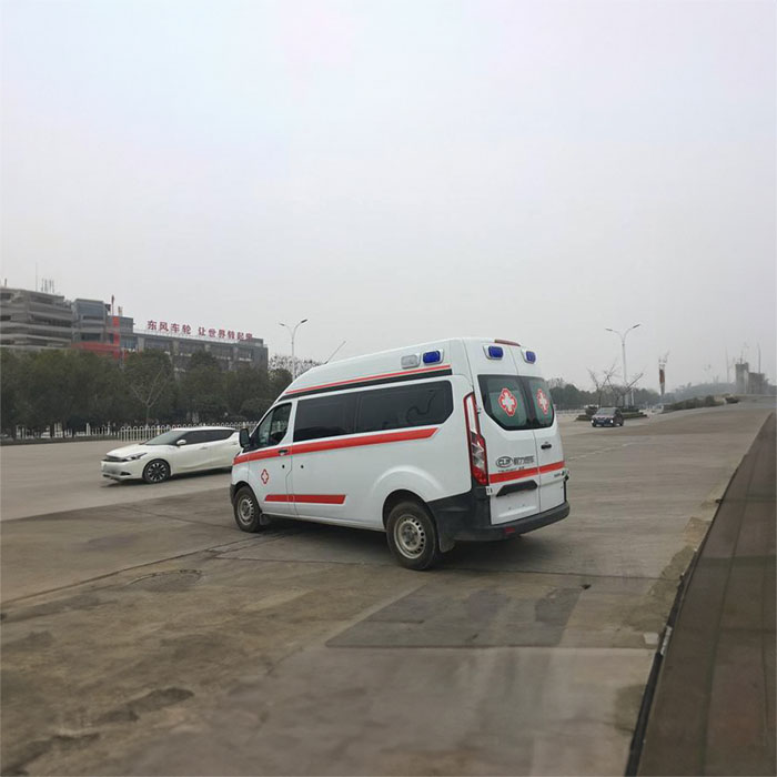 兰州出租急救车联系电话