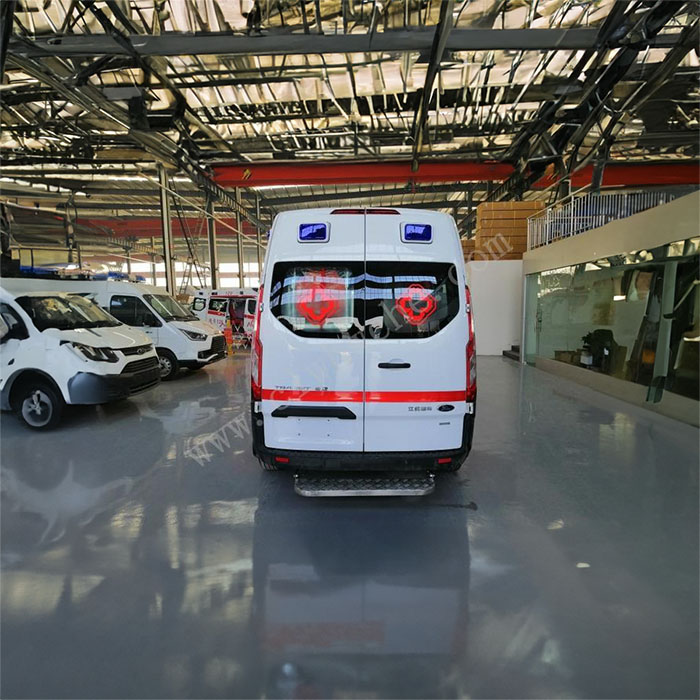 兰州出租急救车电话