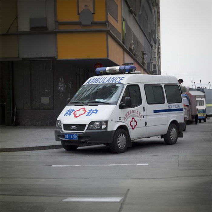 兰州出租急救车电话