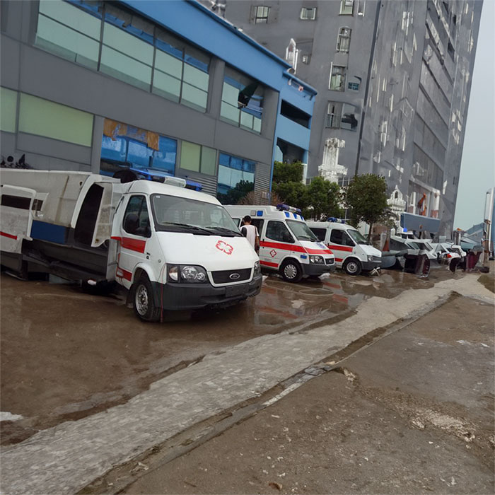 兰州租赁私人救护车联系电话