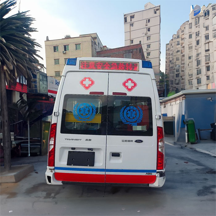 兰州出租救护车联系电话