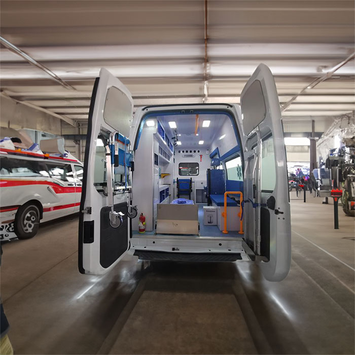 兰州出租急救车联系电话