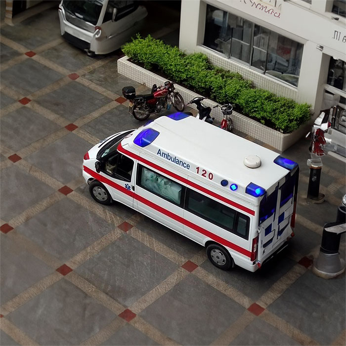 兰州出租私人救护车联系电话