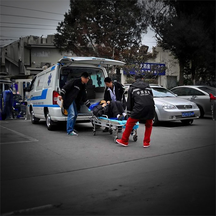 兰州出租私人救护车联系方式