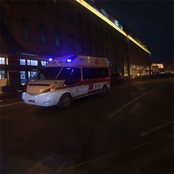 兰州出租救护车联系电话