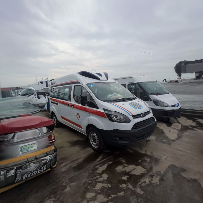 兰州出租急救车电话