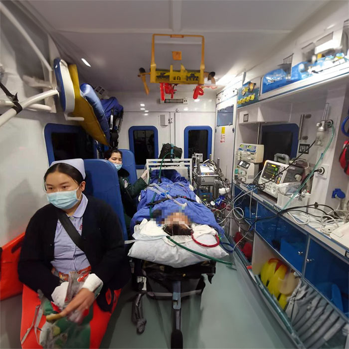 兰州出租私人救护车联系电话