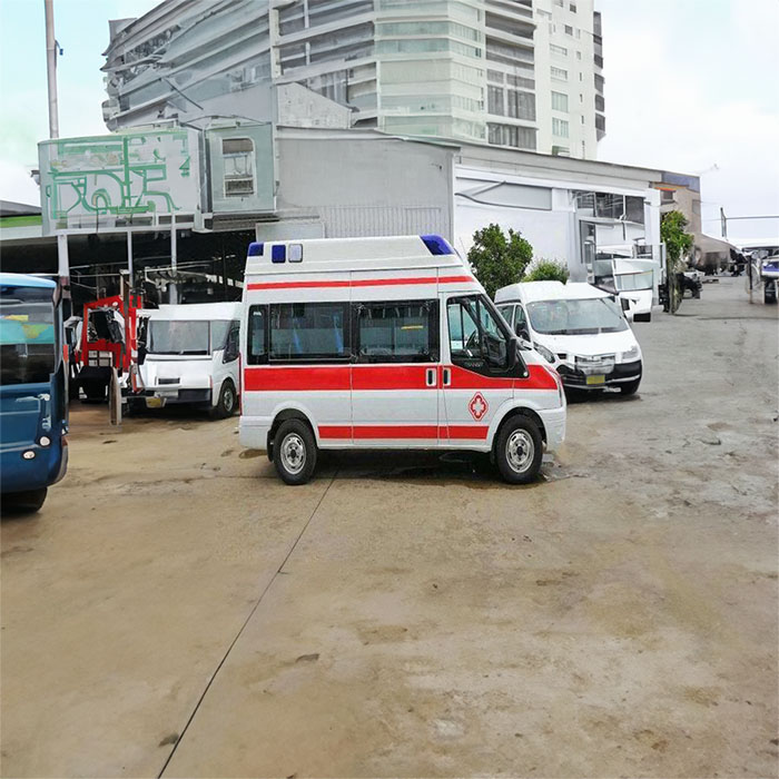 兰州出租救护车联系电话