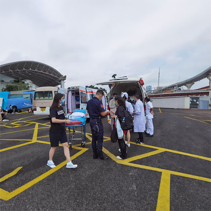 兰州出租救护车联系方式