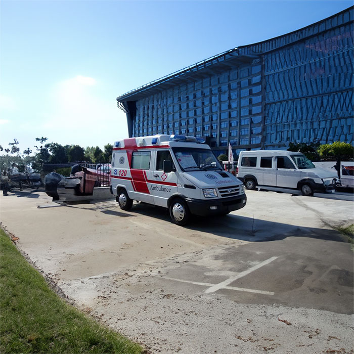 兰州租赁私人救护车电话