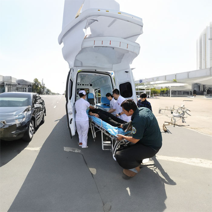 兰州出租私人救护车联系电话