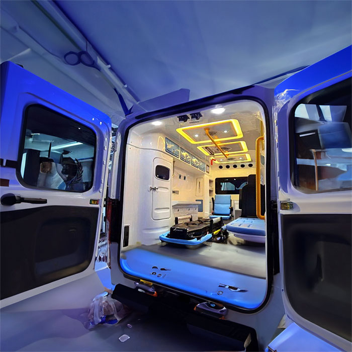 兰州出租救护车联系电话