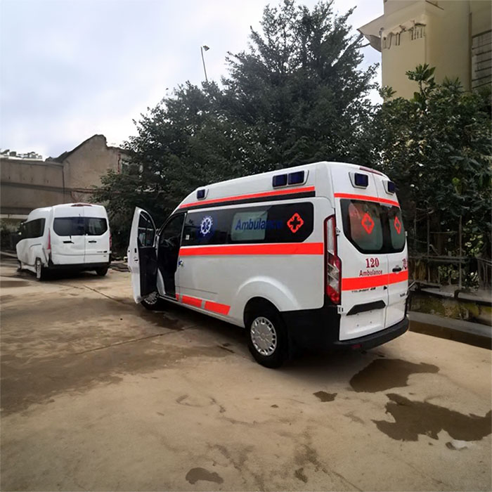 兰州出租急救车联系电话