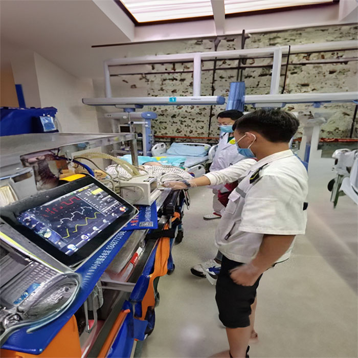 兰州出租救护车联系电话