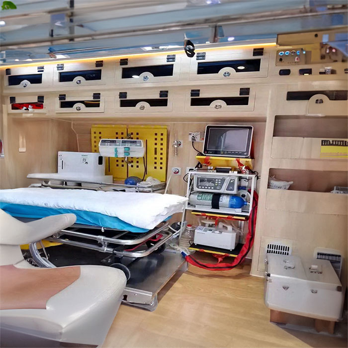 兰州出租私人救护车联系电话