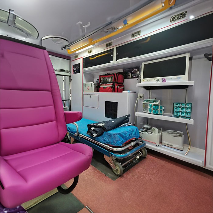 兰州出租救护车联系电话