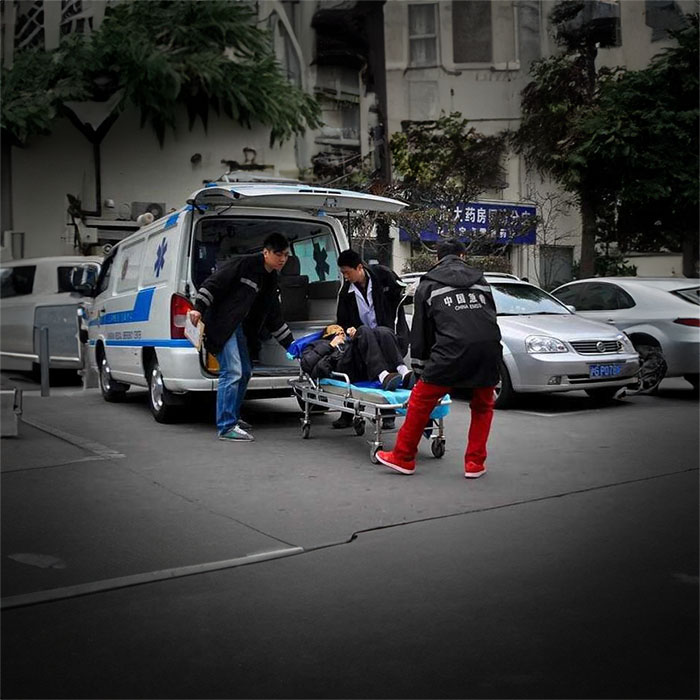 兰州出租私人救护车电话