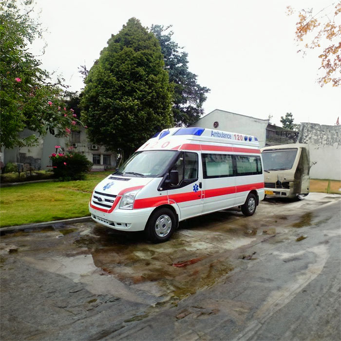 兰州出租急救车联系电话