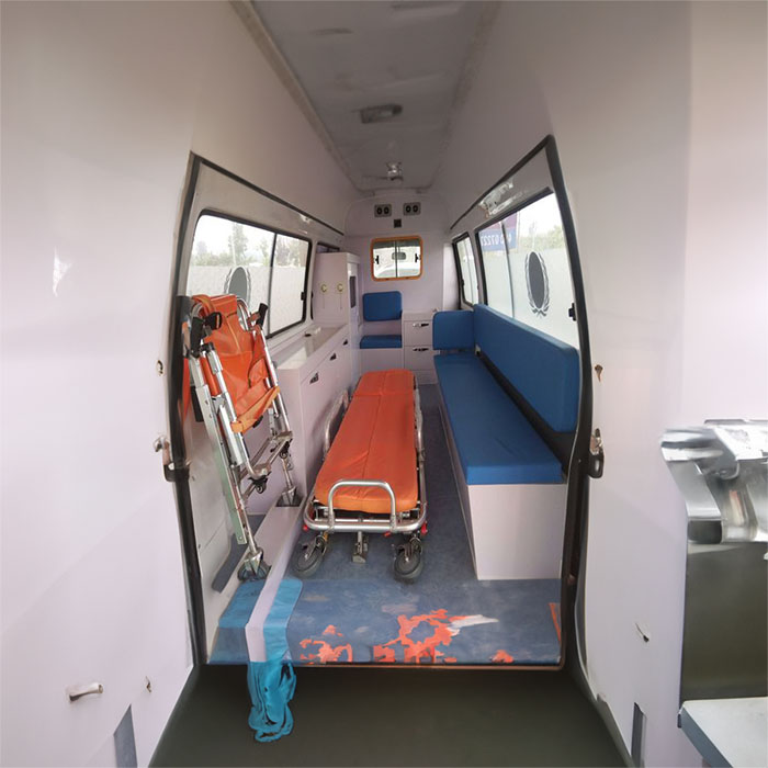 兰州出租救护车联系电话