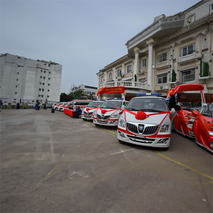 兰州出租救护车联系电话