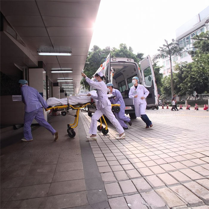 兰州出租私人救护车联系方式